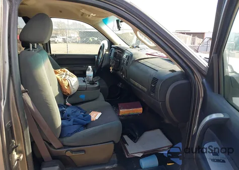 2009 Chevrolet Silverado 1500 Lt z USA, uszkodzony, nr VIN 1GCEC29J99Z167261